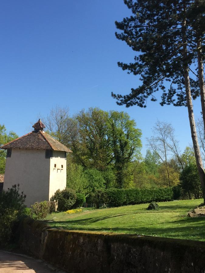 Le Moulin De Saint-Julien Panzió Kültér fotó